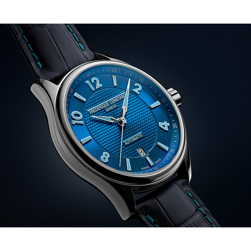 Classics Runabout Automatic details 1