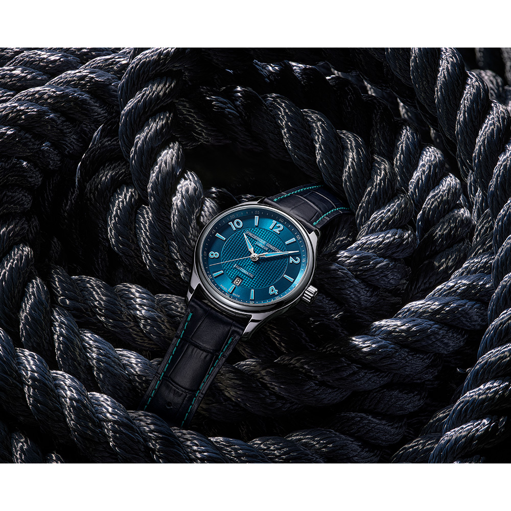 Classics Runabout Automatic details 2