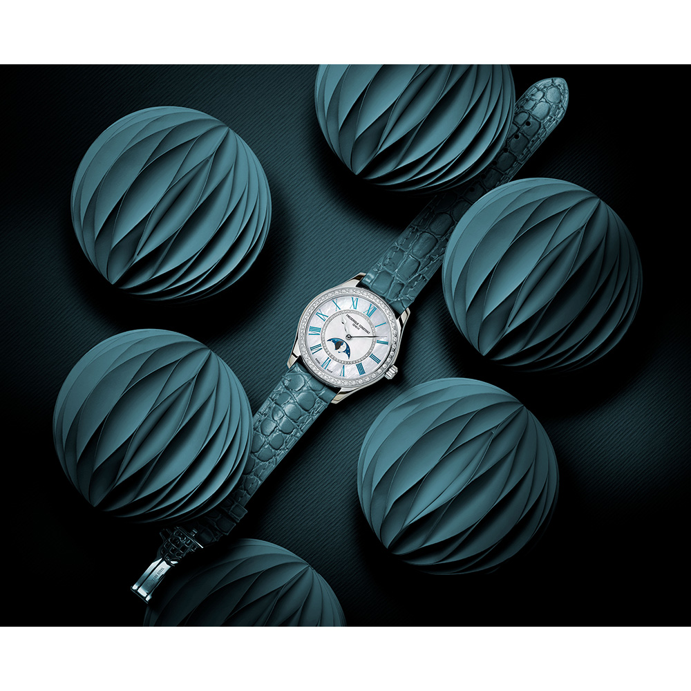 Classics Elegance Luna details 1