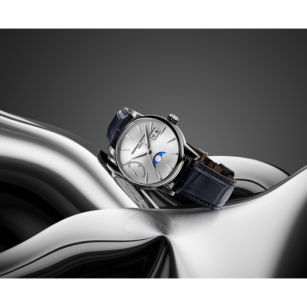 Manufacture  Classic Power Reserve Big Date details 1