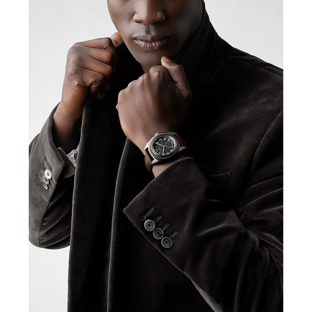 Longines Pilot Majetek details 2