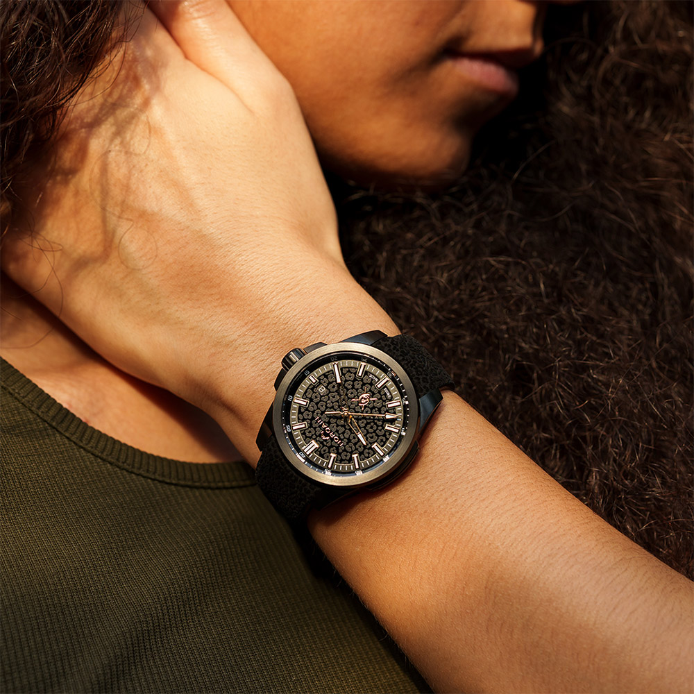 Independence 40mm Hakuna Mipaka back