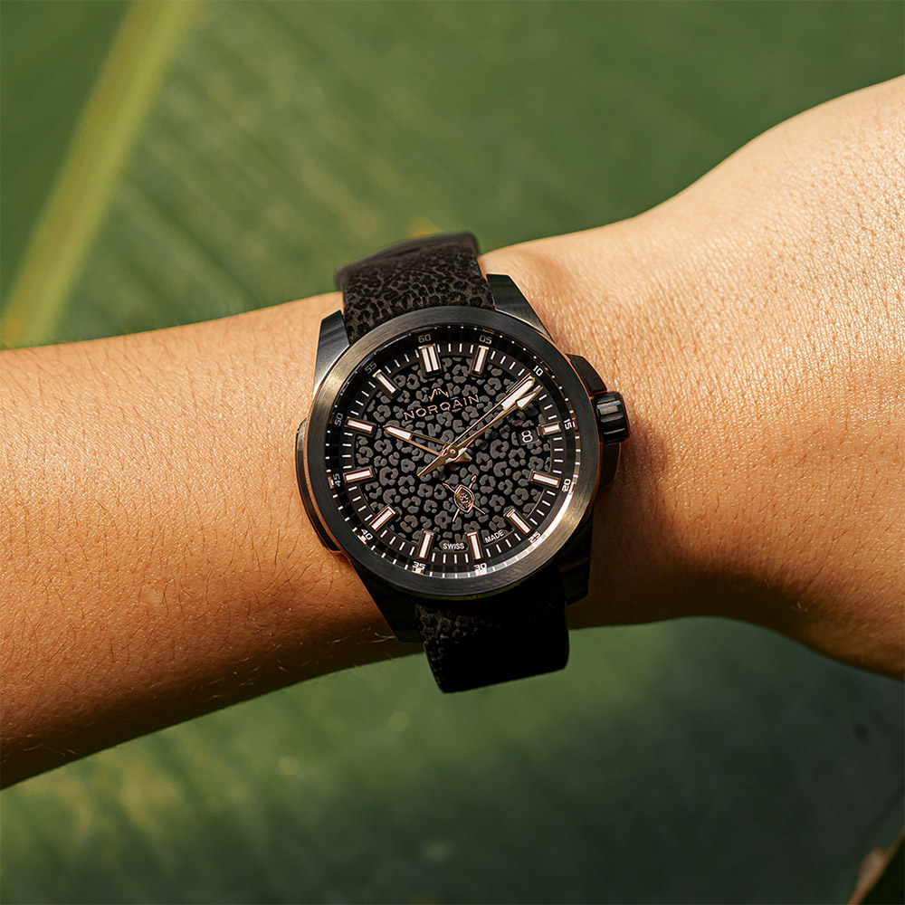 Independence 40mm Hakuna Mipaka side