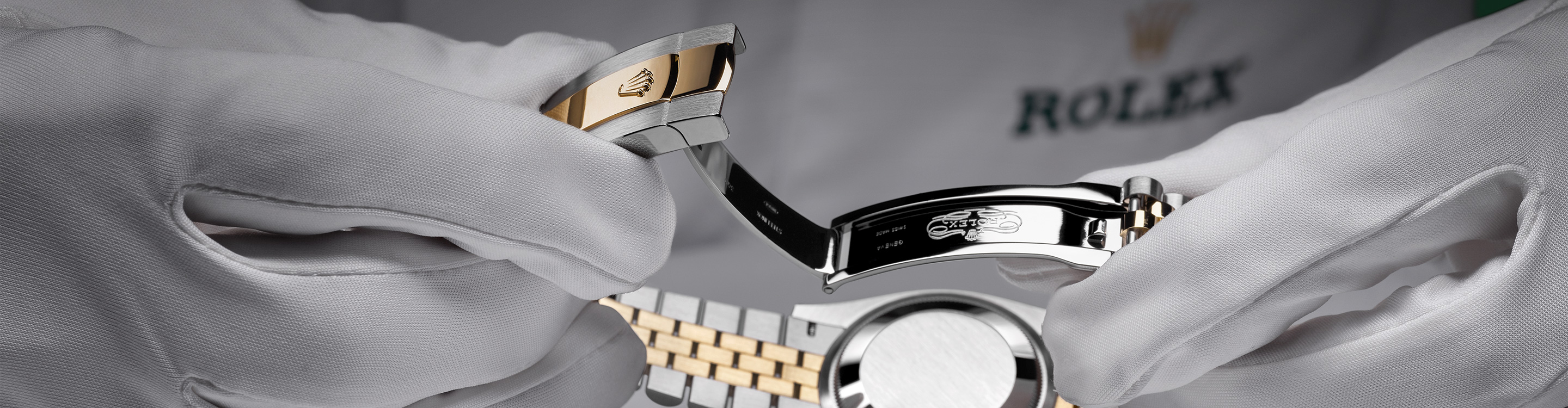Rolex La procedura della revisione completa